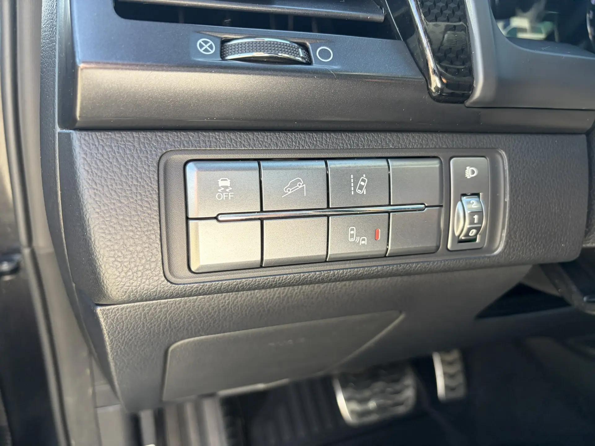SsangYong Rexton Sports Khan — изображение 14